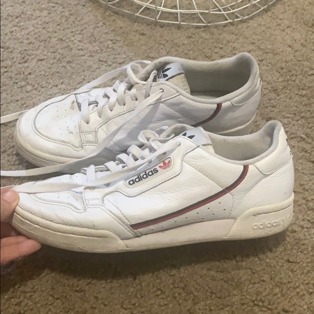 Adidas Sneakers